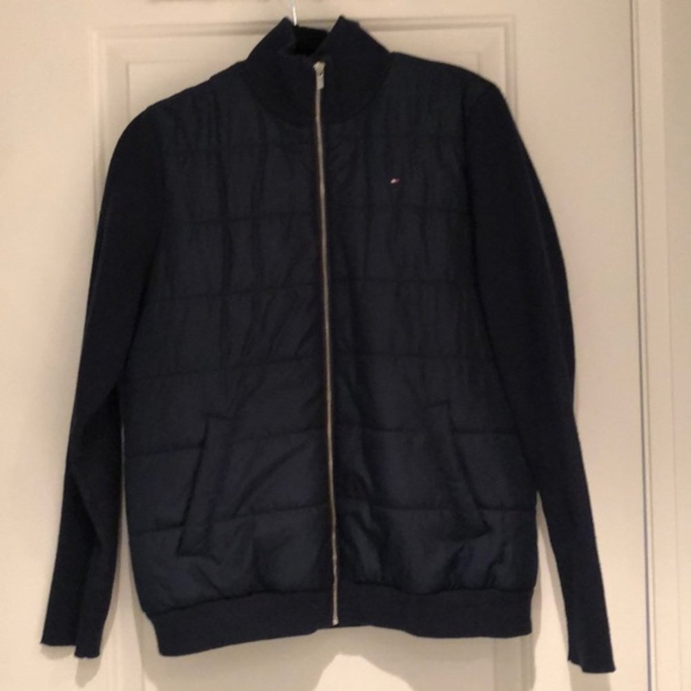 Tommy Hilfiger Navy Puffer Jacket / Sweater